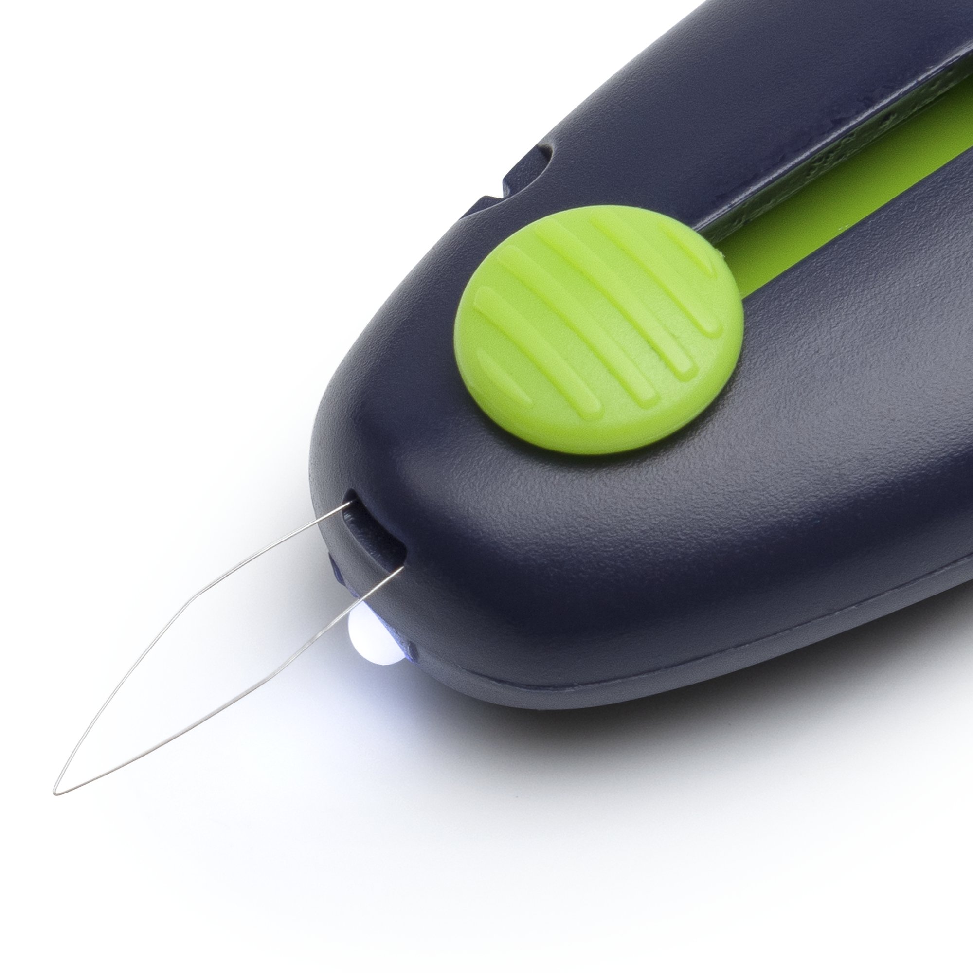 LED Enfile-aiguille