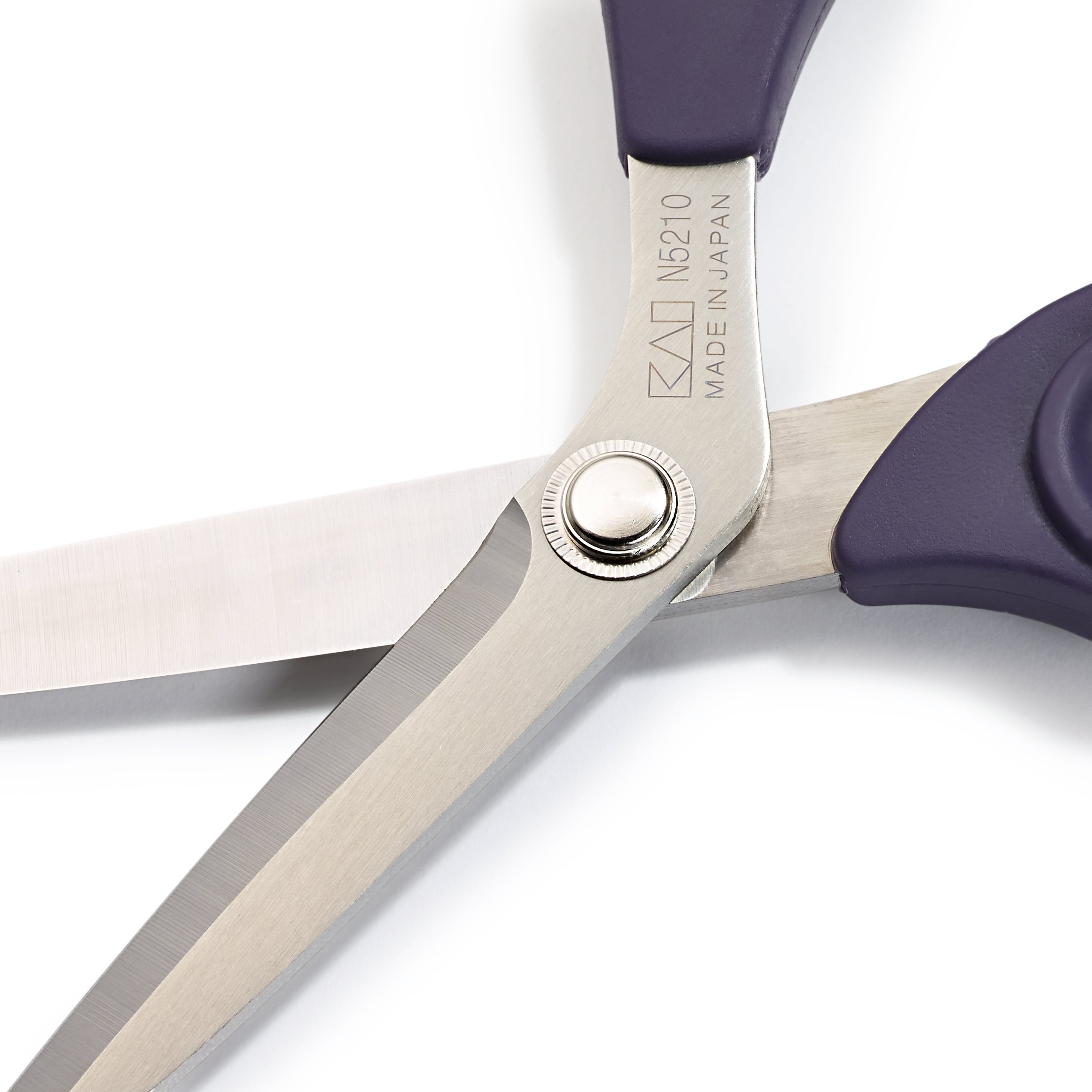 Ciseaux tailleur Professionnel droitier 21 cm – Image 3